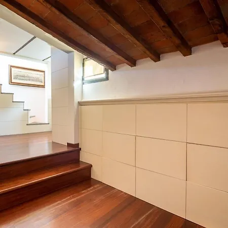 Lungarno Panoramic View Apartment Florence
