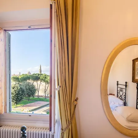 Apartment Lungarno Panoramic View Florence